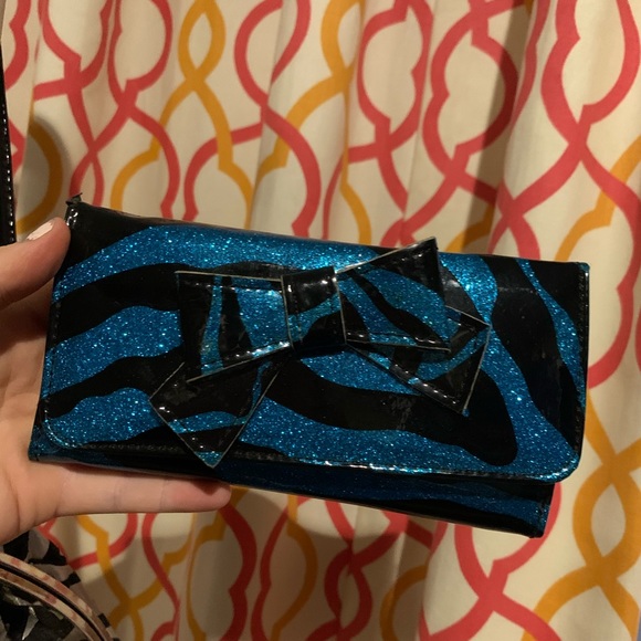 wallet - Picture 2 of 4